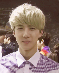 sehun exo smile idols