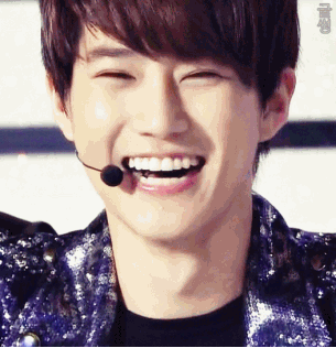 suho exo smile idols