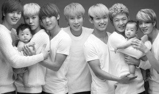 kpop, kpop idols, kpop male idols, kpop male idols with babies, kpop idols babies, big bang, big bang babies, winner, winner babies, vixx, vixx babies, infinite, infinite babies, btob, btob babies, exo, exo babies, beast, beast babies